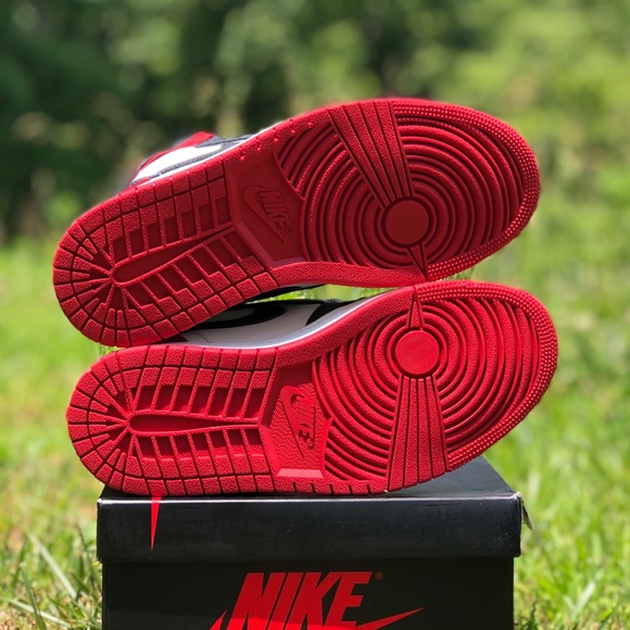 Jordan 1 “Satin Black Toe” - Picture 5 of 5